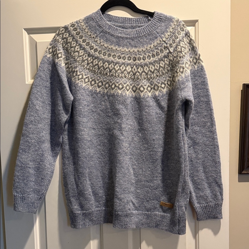 Women’s SKJALDBREIÐUR Icelandic Blue Wool Sweater
